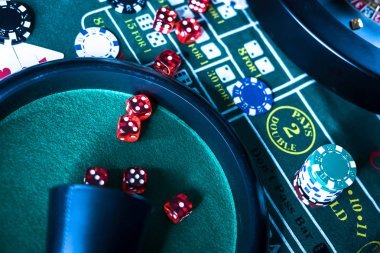 99slot platform interface showing football markets, live-dealer tables, and slot games across Android and iOS