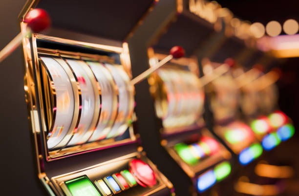 Live-dealer blackjack table on 99slot with professional dealer and HD stream
